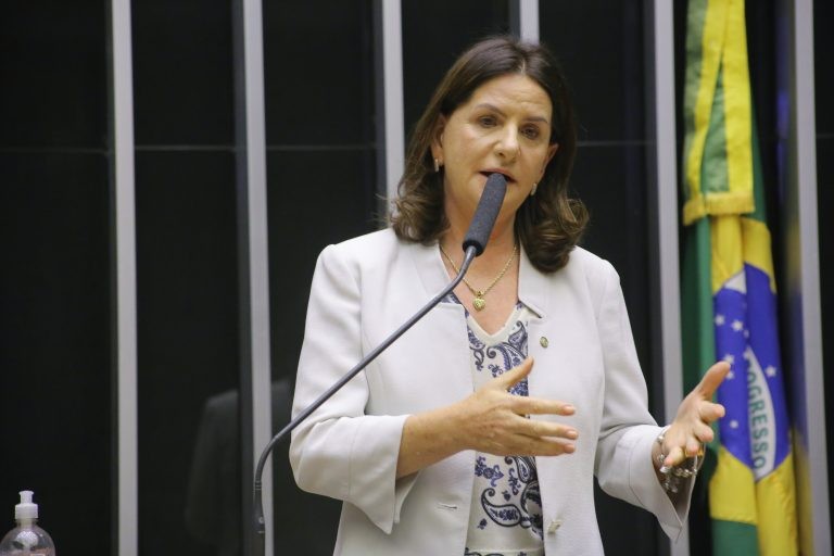 Comissão aprova projeto que aumenta pena para lesão corporal contra menores de 14 anos