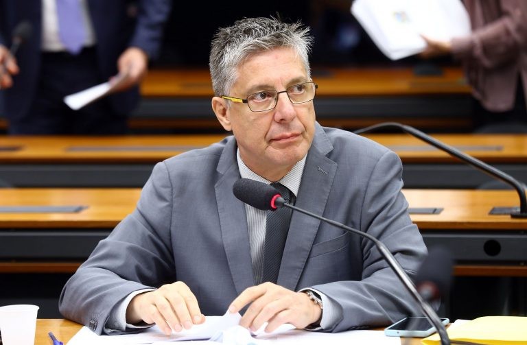 Aprovado em comissão projeto que cria política nacional de economia solidária