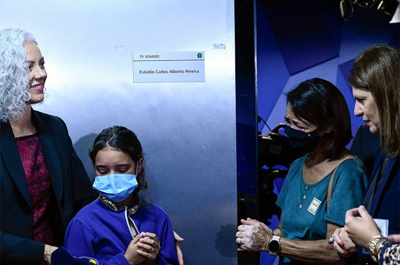 Estúdio da TV Senado é batizado em homenagem ao cinegrafista Carlos Alberto Pereira