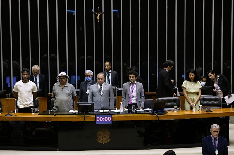 Após dois anos, volta das festas juninas é comemorada em sessão solene