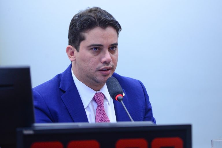 Projeto cria programa para subvencionar casa própria para servidores públicos