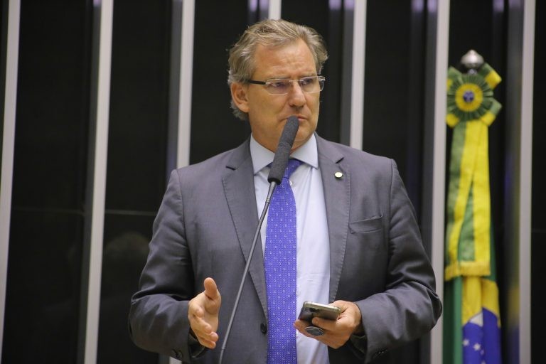 Comissão aprova obrigatoriedade da identificação de responsável por respostas da Lei de Acesso à Informação