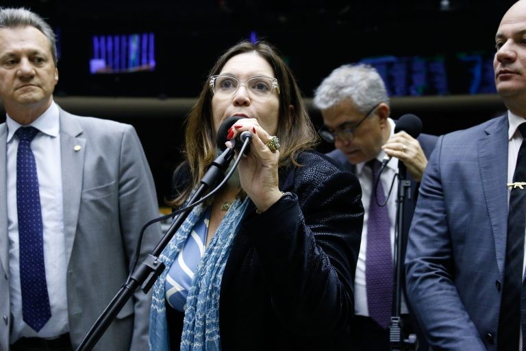 Aprovada PEC que busca limitar recursos no STJ; acompanhe