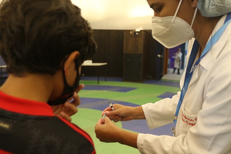 Rio de Janeiro começa a vacinar crianças de 4 anos contra covid-19