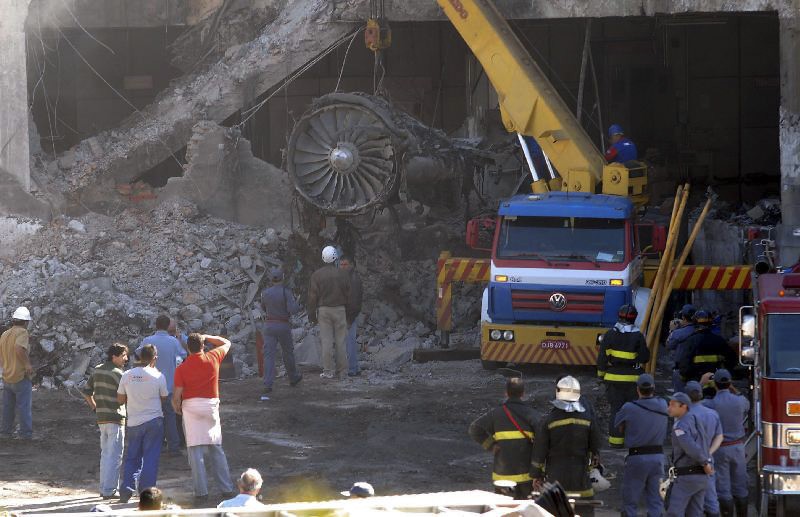 Acidente com avião da TAM completa 15 anos sem condenações