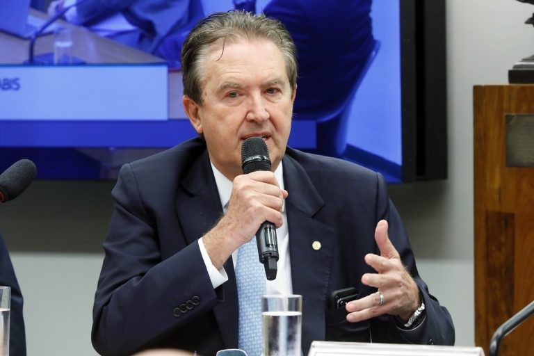 Projeto exige ressarcimento por dano causado a idoso ou a pessoa com deficiência