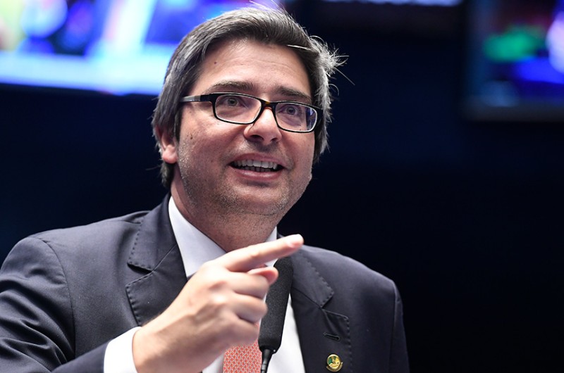 Viaduto em Duque de Caxias (RJ) recebe o nome do empresário Ademir Barros