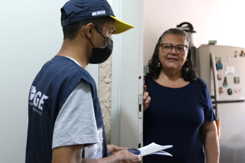 Recenseadores fazem as primeiras entrevistas para o Censo 2022