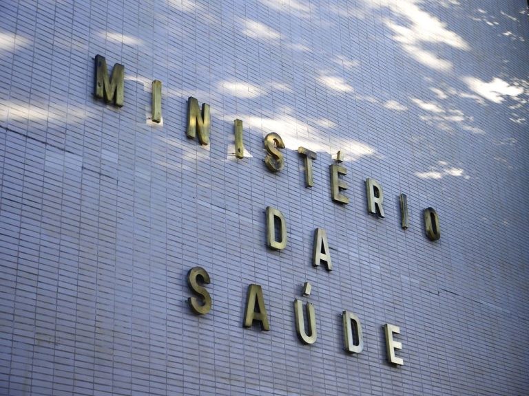 Proposta susta decreto que alterou estrutura do Ministério da Saúde