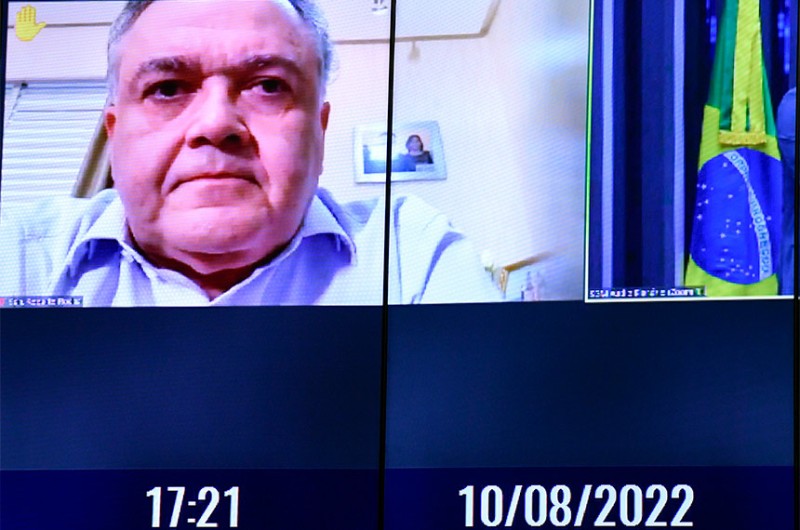 Roberto Rocha denuncia ameaças a prefeitos no Maranhão