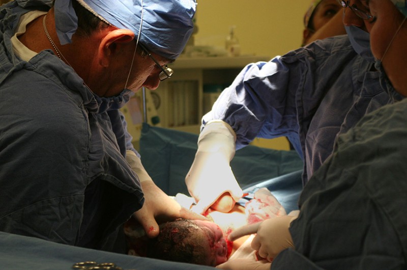 Proposta pune violência obstétrica com até dois anos de detenção