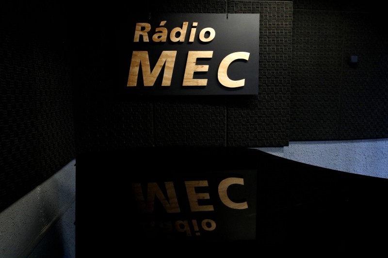 Rádio MEC lança versões de produções televisivas de música clássica