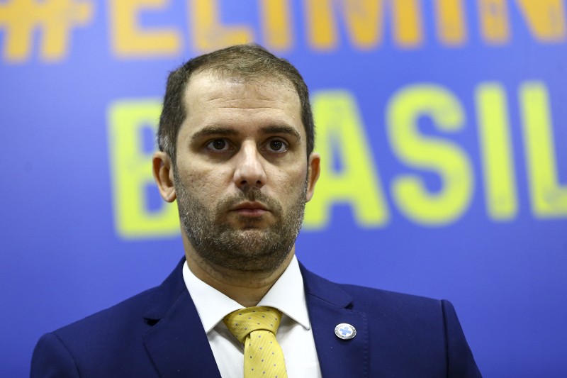 Novo diretor da Anvisa toma posse nesta sexta-feira