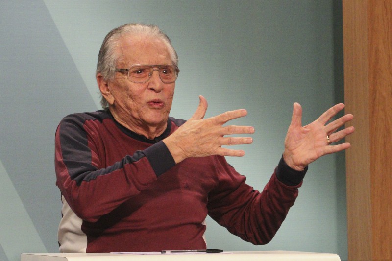 Carlos Alberto de Nóbrega participa do Sem Censura desta segunda (15)