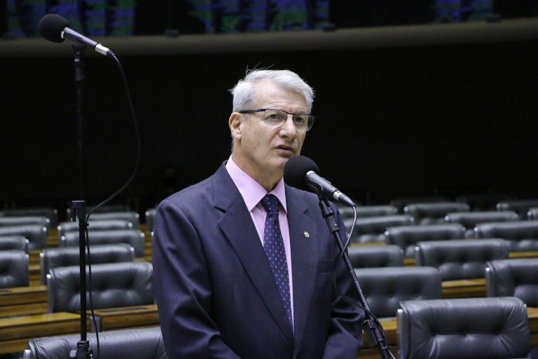 Proposta estabelece piso salarial de R$ 7.272 para o profissional de contabilidade no serviço público