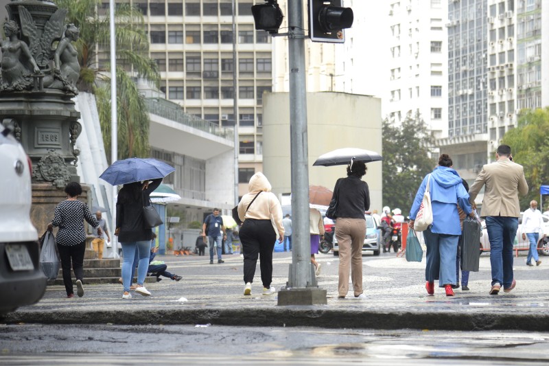 Frente fria derruba temperaturas no Rio de Janeiro