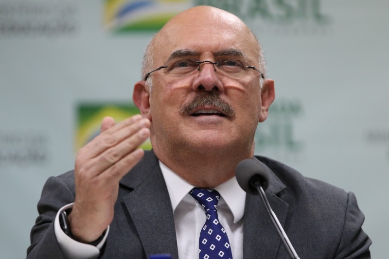 Ex-ministro da Educação será transferido para Brasília