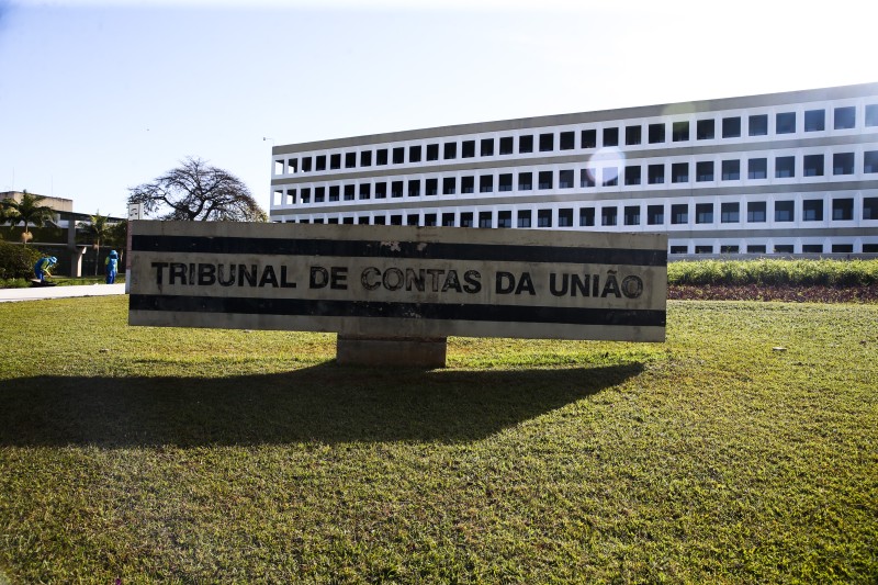 TCU vai checar resultado de 4.161 urnas no primeiro turno das eleições