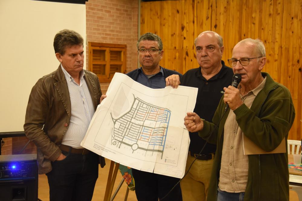 Obra de pavimentação de ruas e avenidas do Cidade de Deus é realidade