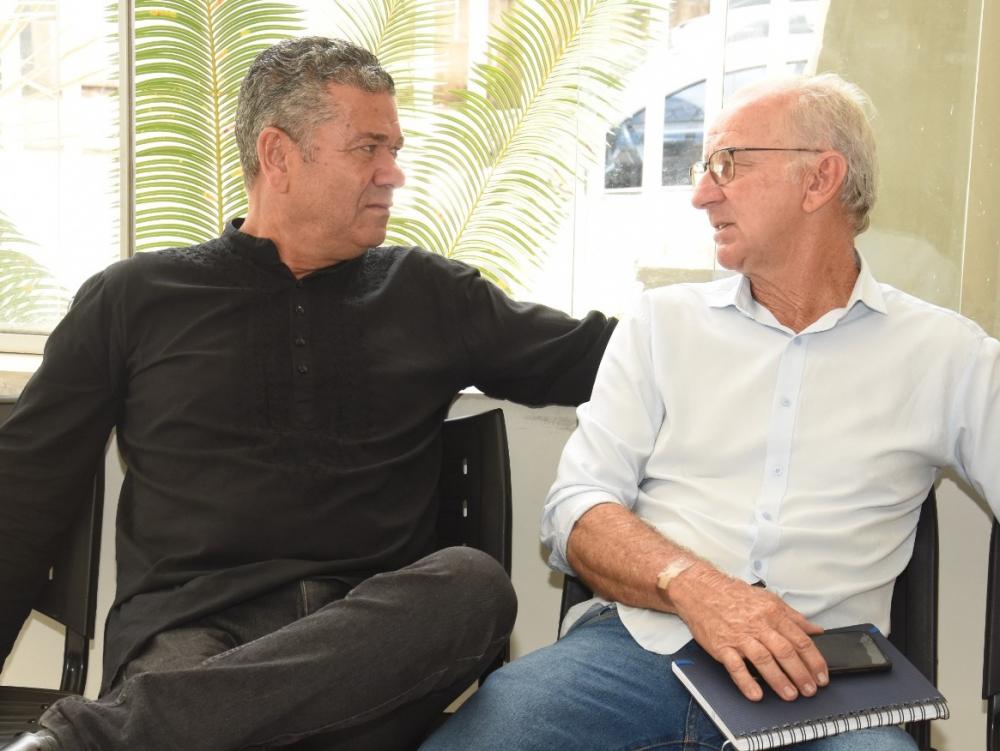 Toninho Macarrão é homenageado pelos 45 anos de dedicação à Prefeitura de Sete Lagoas