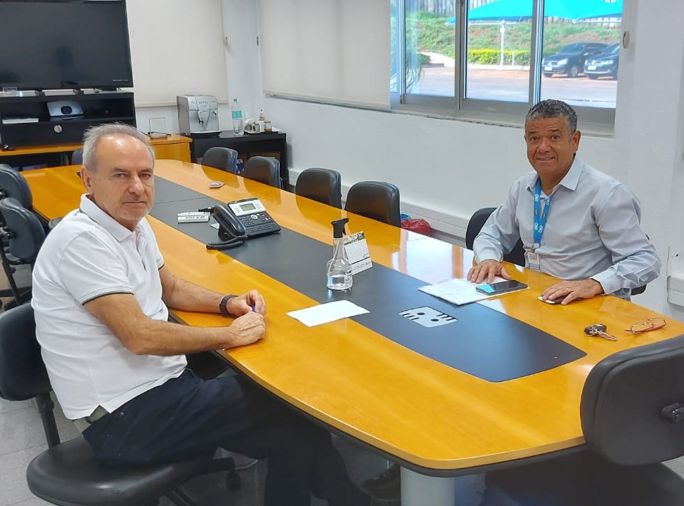 Buscar parcerias para garantir à população o direito ao esporte! 