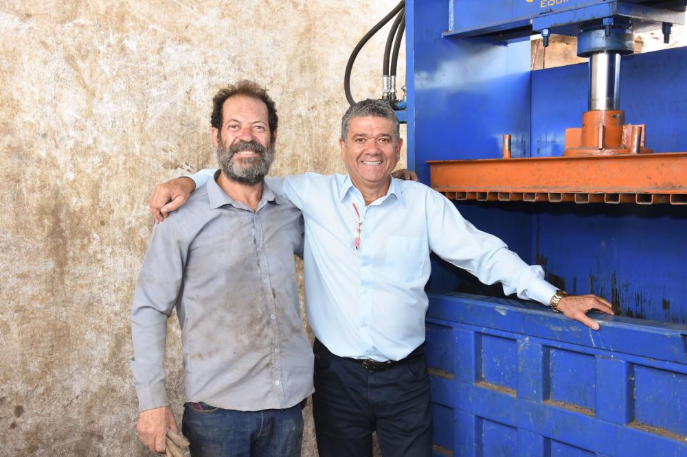 Vereador Caio Valace fomenta coleta seletiva e geração de renda para catadores