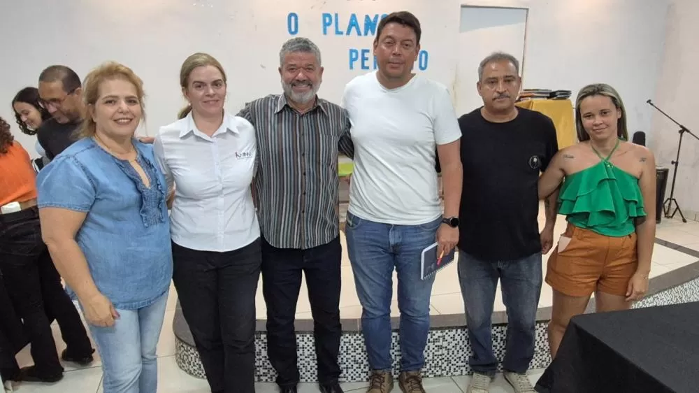 Reunião no Bairro Pôr do Sol reúne mais de 50 moradores para solucionar falta de água