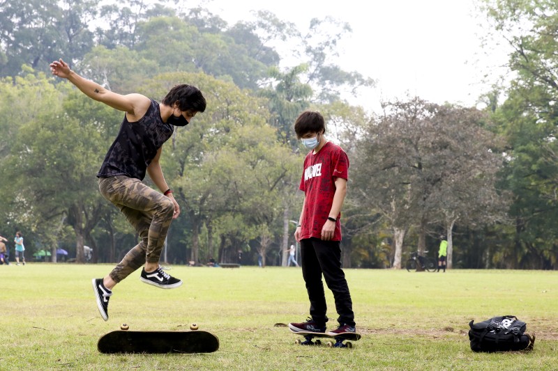 Covid-19: Brasil tem 16,6 mil novos casos e 36 óbitos em 24 horas