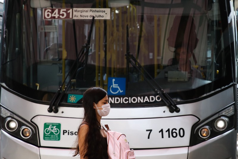 SP: cobradores e motoristas encerram greve de ônibus