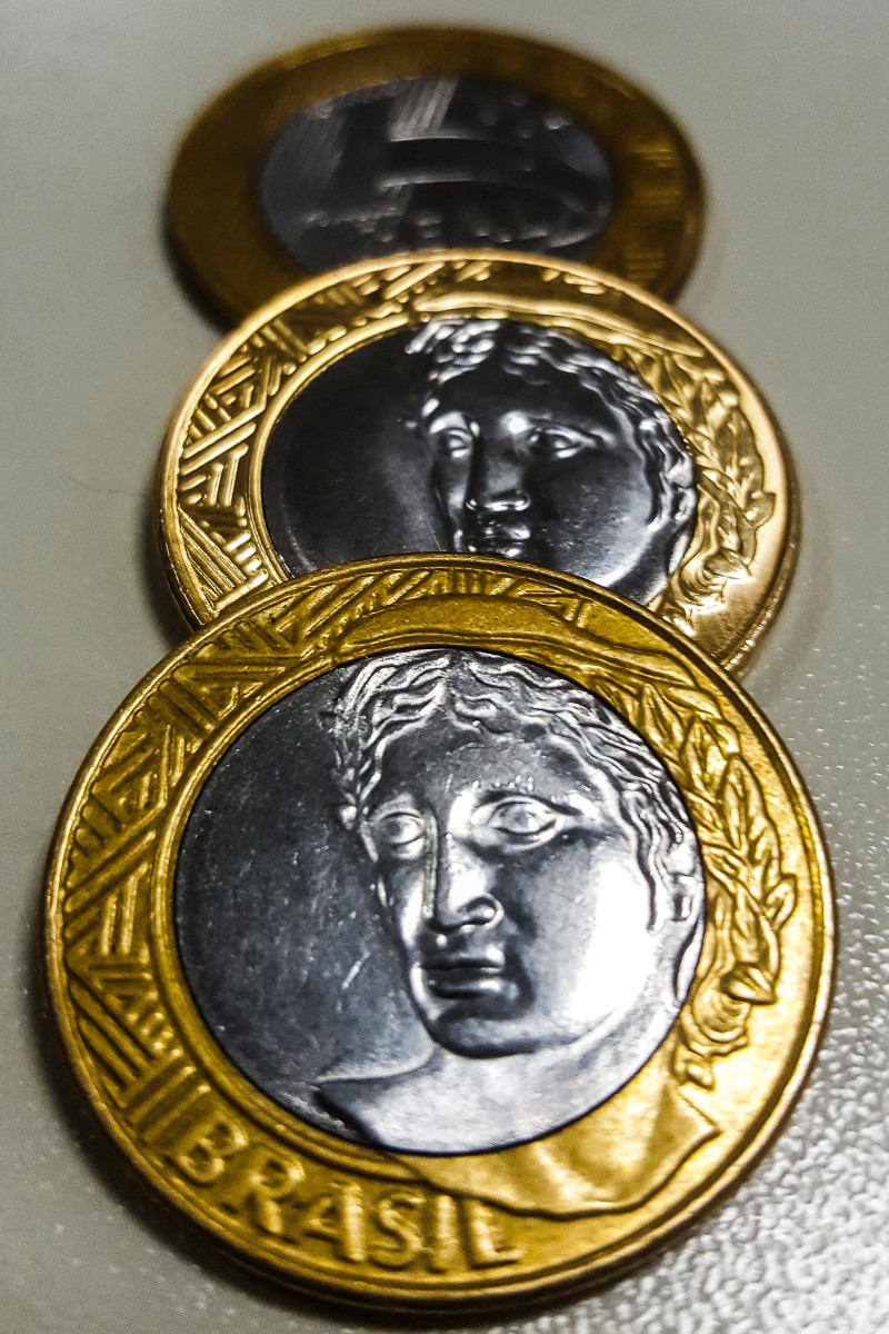 Setor público registrou superavit de R$358 bilhões em 2021