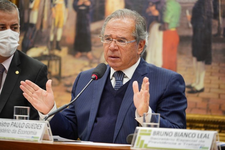 Comissão de Segurança ouve Paulo Guedes na próxima terça sobre reajuste para policiais