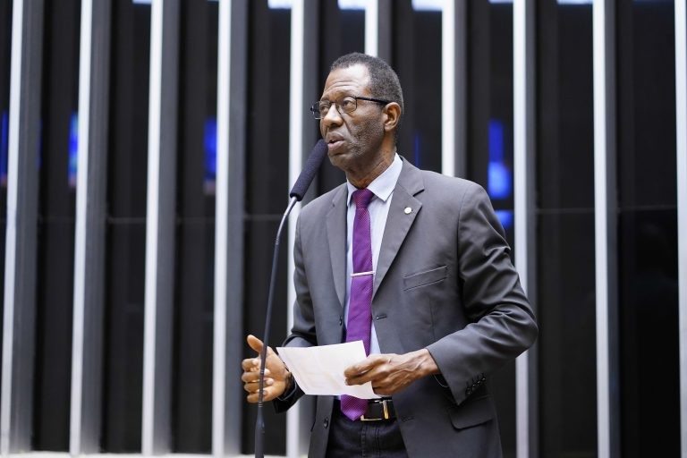 Comissão aprova punição para empresas e órgãos públicos que não tenham sites acessíveis