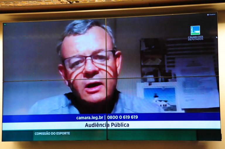 Lars Grael: incentivo não foi renovado por descuido