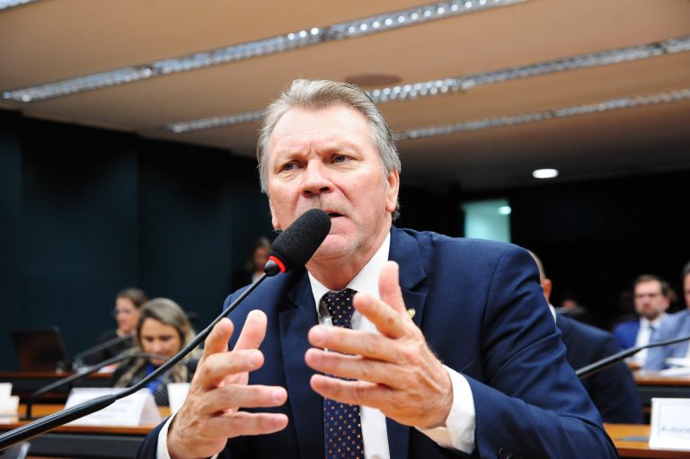 Deputado Afonso Hamm, relator do Plano Nacional do Esporte