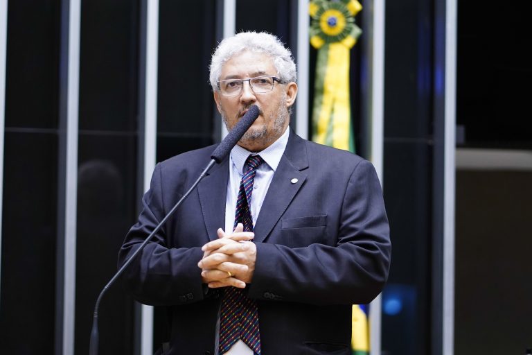 Discussão e votação de propostas. Dep. Subtenente Gonzaga PSD-MG