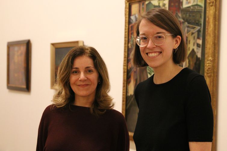 A curadora da Pinacoteca, Valéria Piccoli, e a curadora-assistente da Terra Foundation, Taylor L. Poulin -Rovena Rosa/Agência Brasil